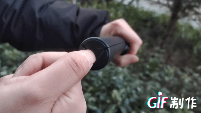 杆2自拍杆三脚架一键变焦记录美好瞬间！米乐体育M6直播平台小米变焦支架自拍(图10)